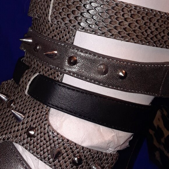 Spiked Decor Stiletto Heeled Gladiator Sandals - Picture 2 of 6